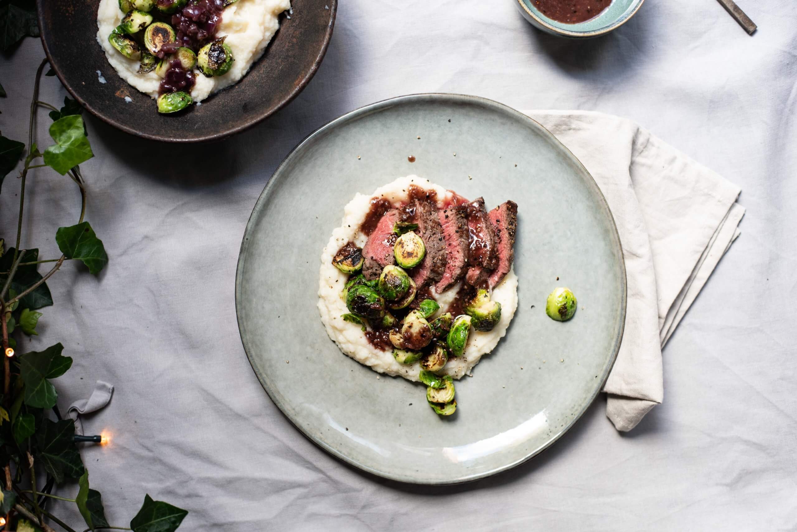 Wildzwijn biefstuk met rode wijn-kaneelsaus