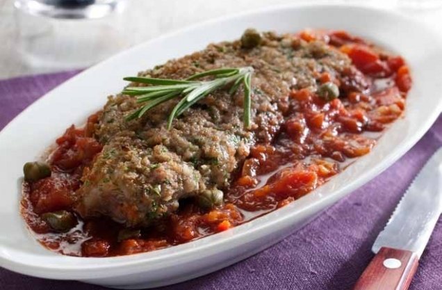 Kalfskoteletten in pittige tomatensaus