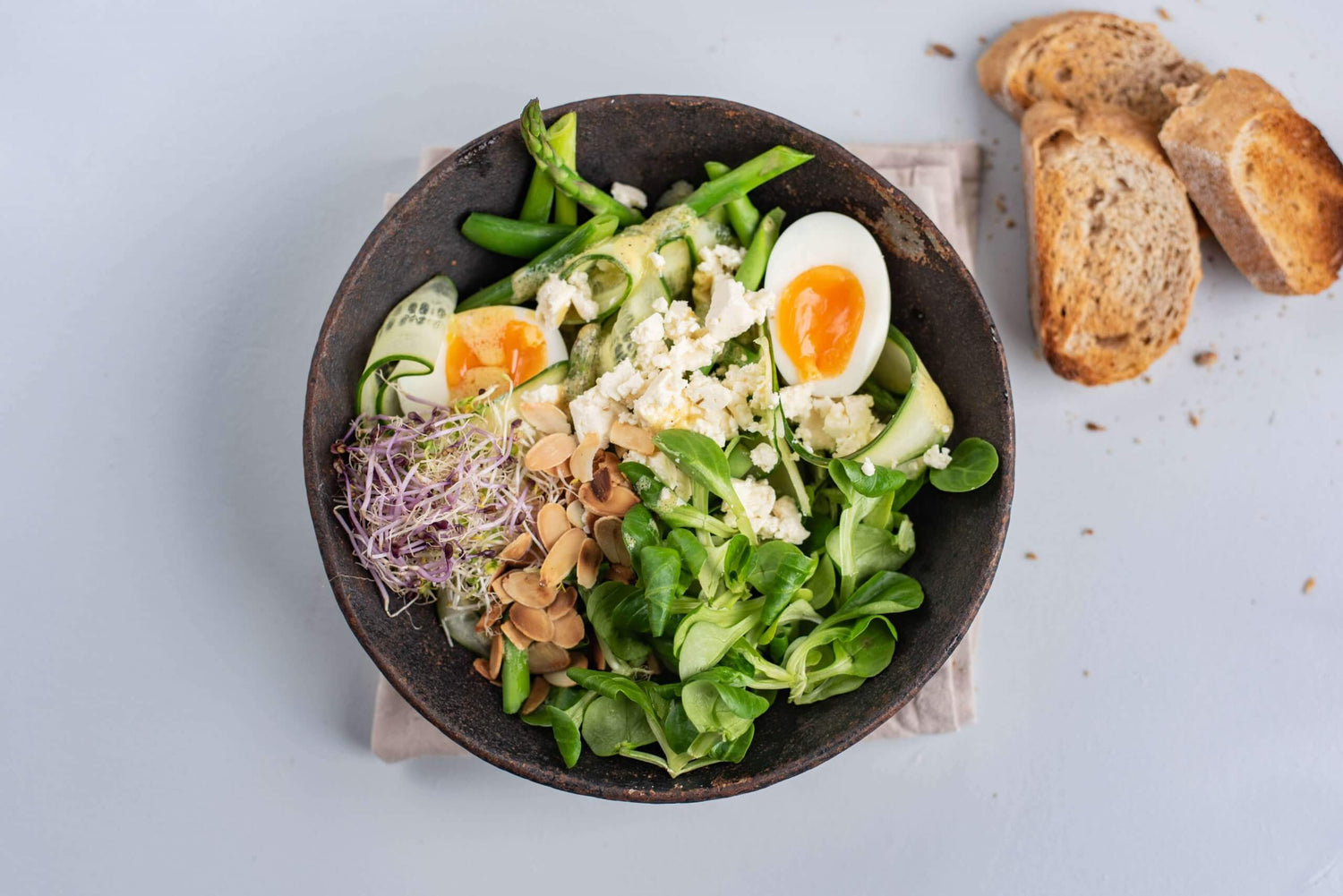 Groene voorjaarssalade