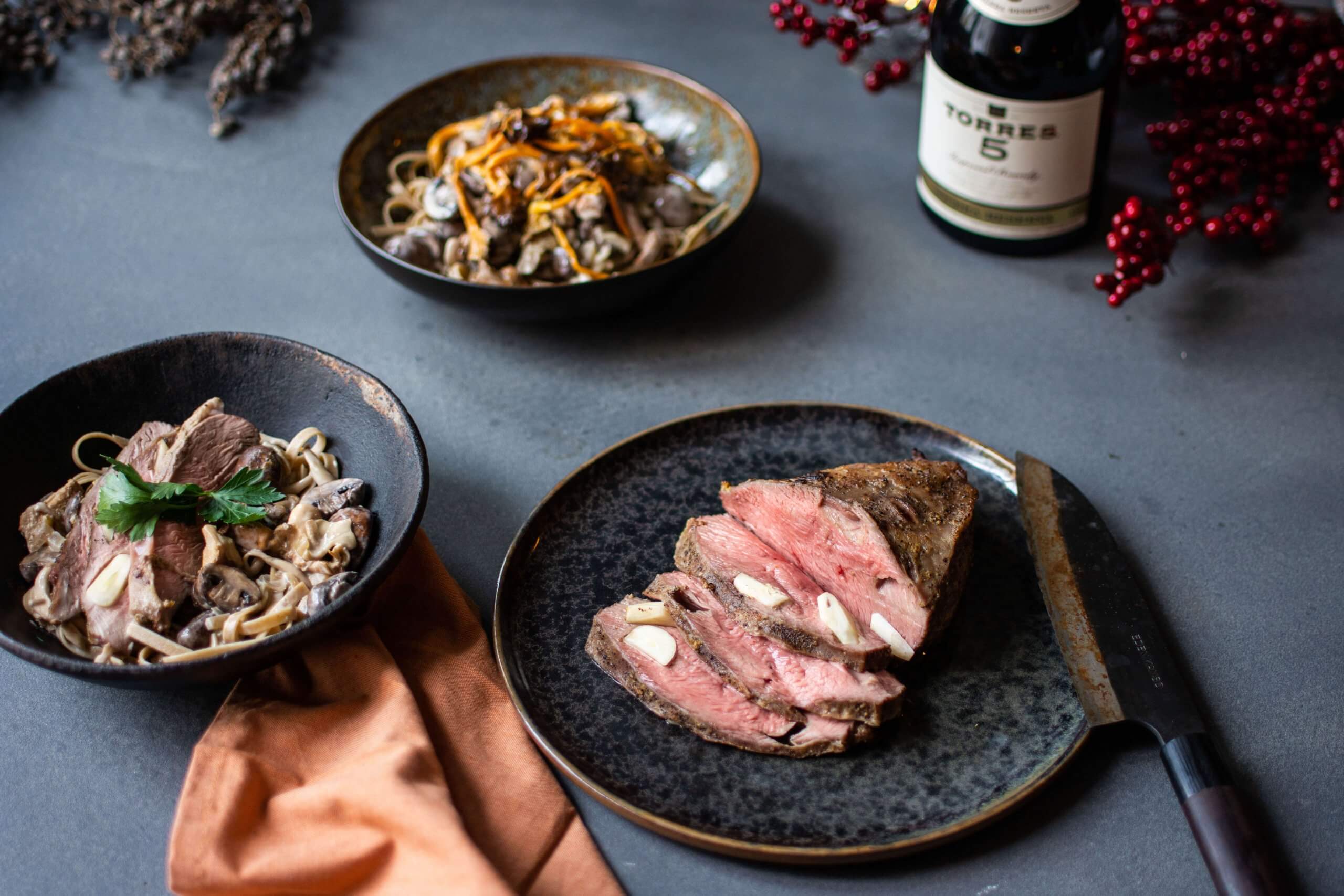 Ovengegaard kalfsstaartstuk met gebakken paddenstoelen en tagliatelle